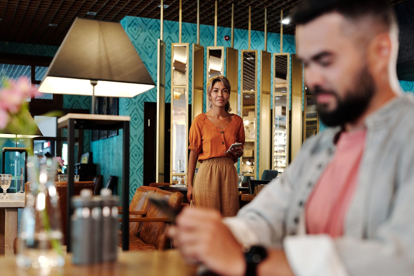 How to escape a bad date
