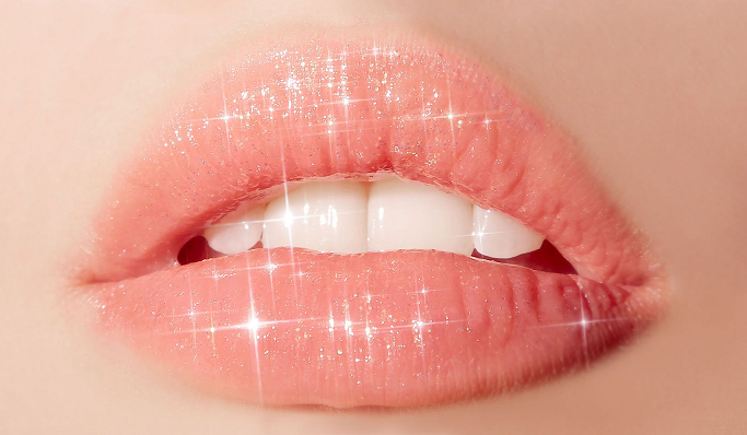 3 of the best lip plumper products that you need to try!