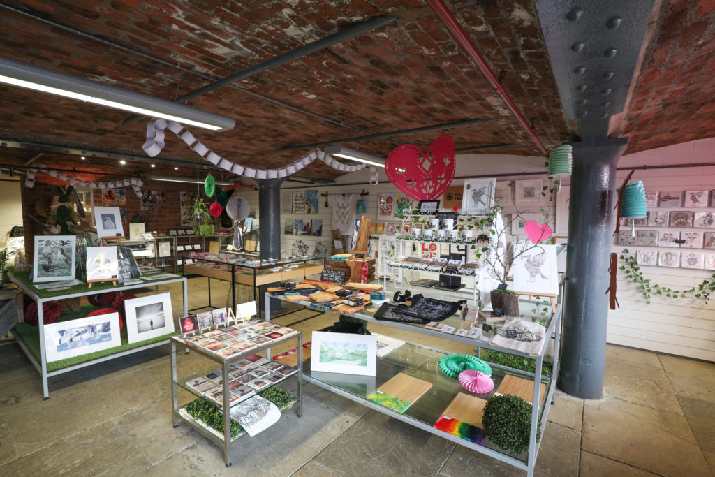 liverpool gift shops