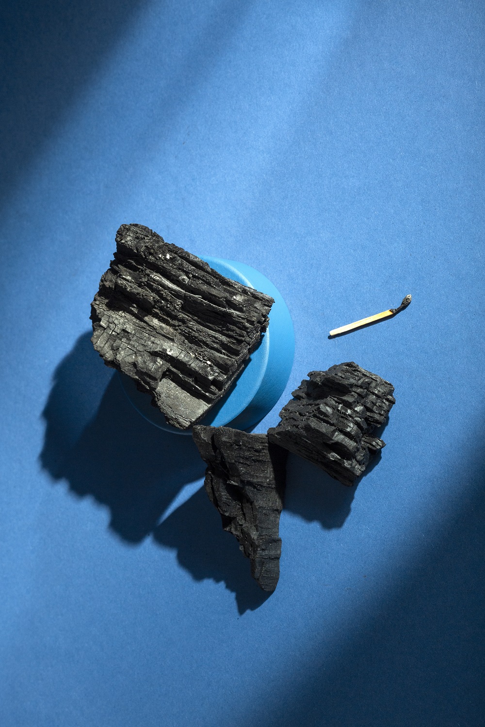 black kyanite to repel bad vibes