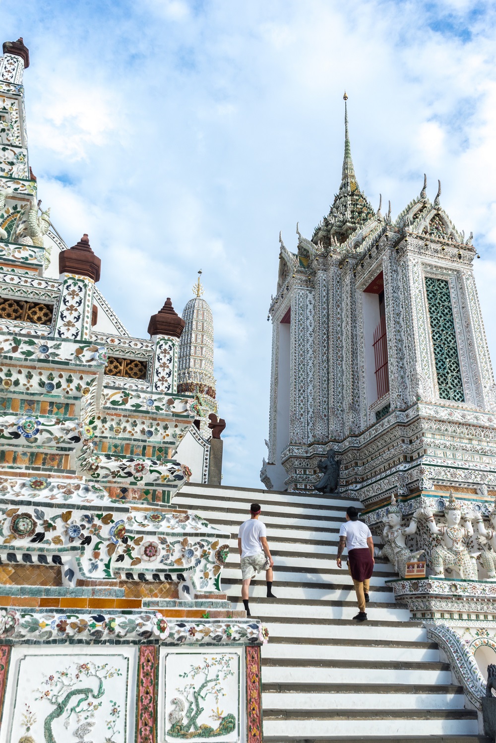Climb Wat Arun