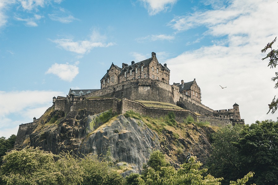 Scotland Road Trip Itinerary: From Edinburgh to Isle of Skye