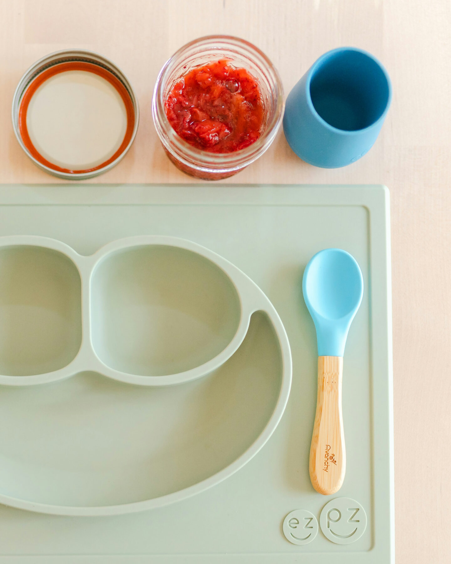 baby weaning tools