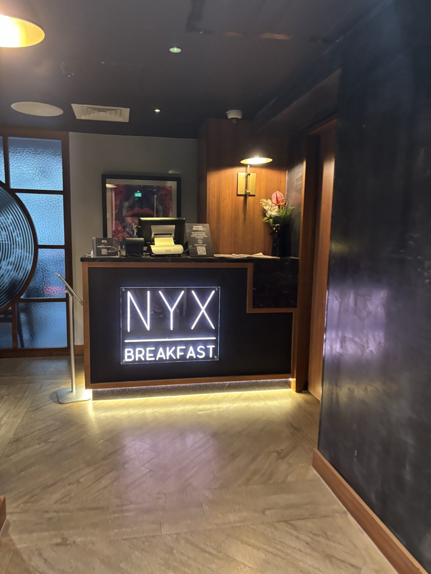 nyx london holborn breakfast