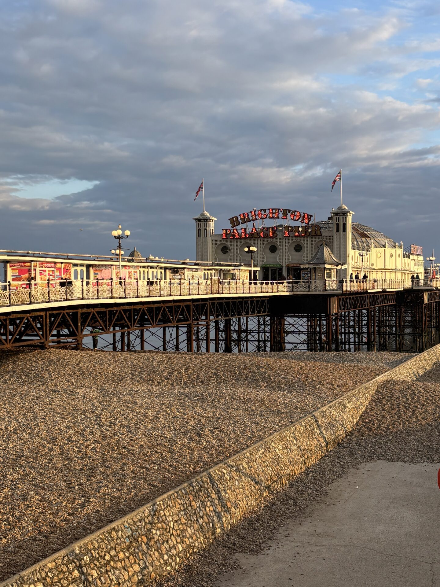 Queens hotel brighton location