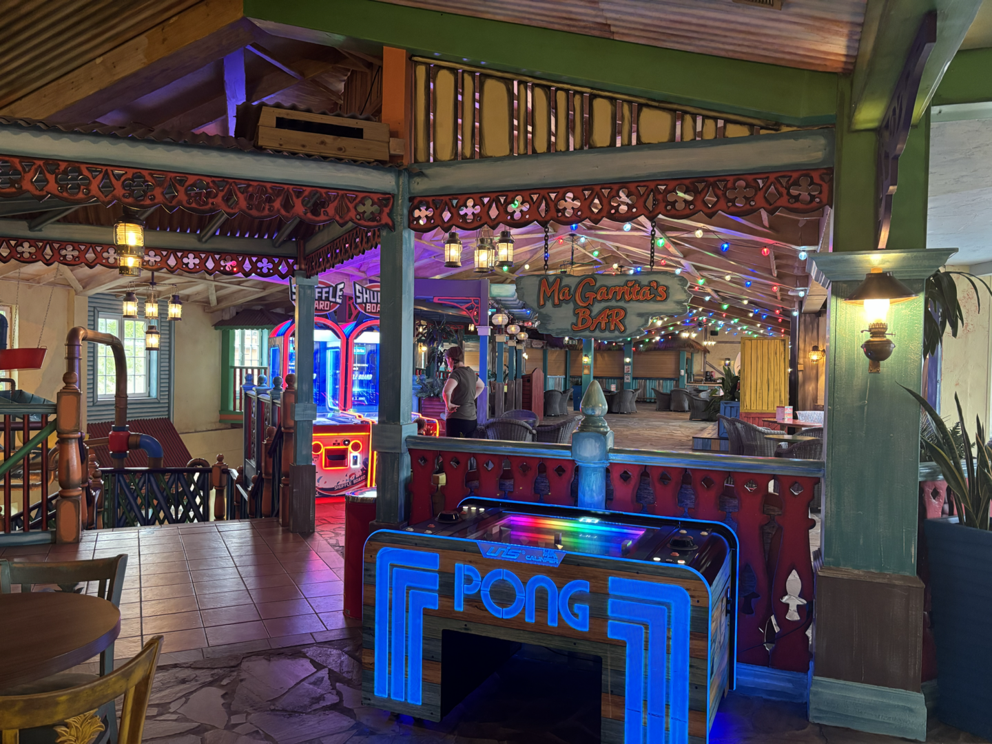 alton towers splash landings hotel